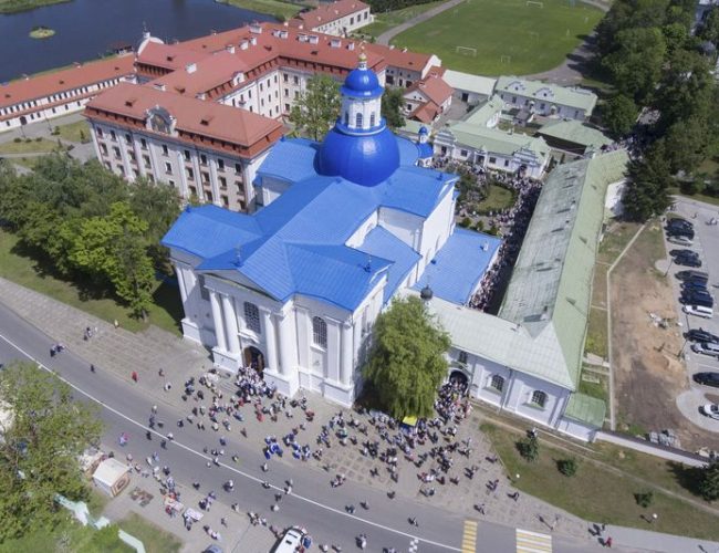 Экскурсия из Минска в Коссово, Ружаны и Жировичи
